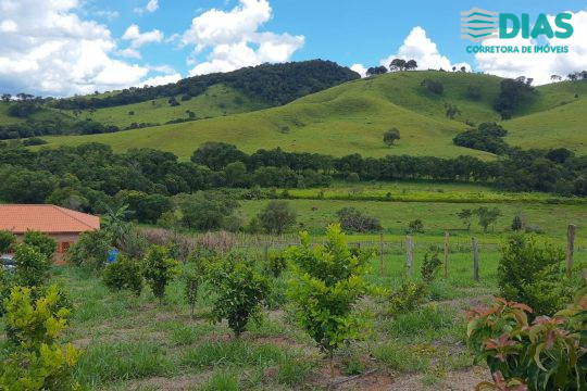 Vende Chácara São Miguel Cambuí MG